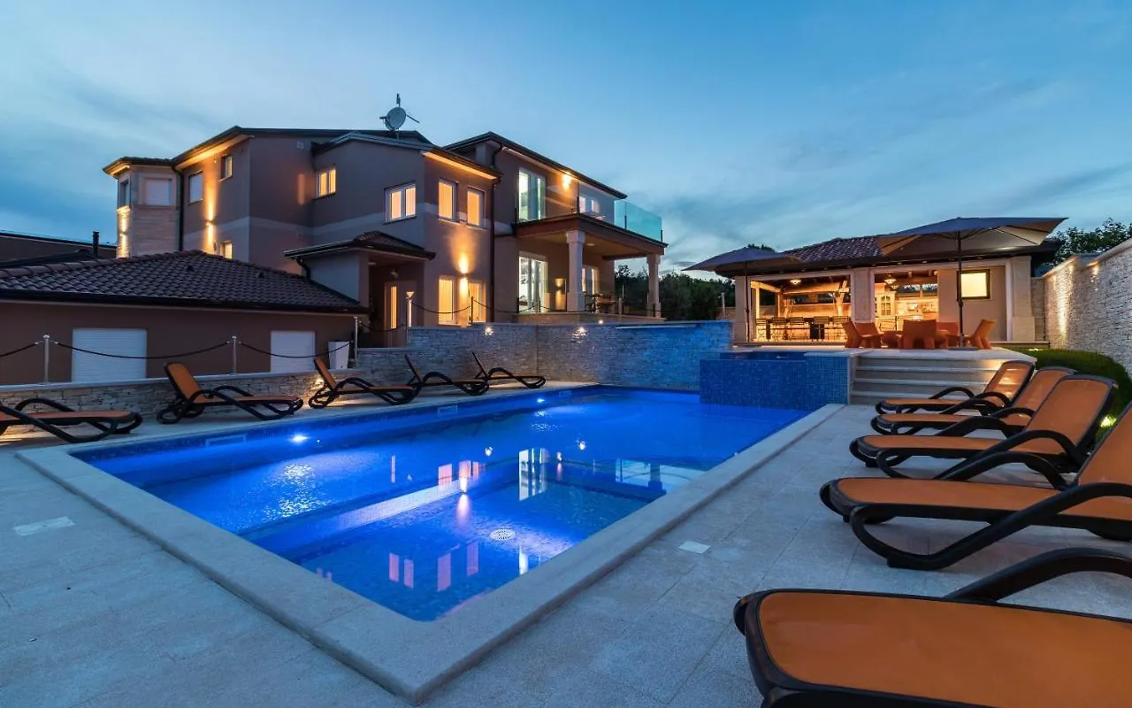 Villa Istrakamen Ližnjan