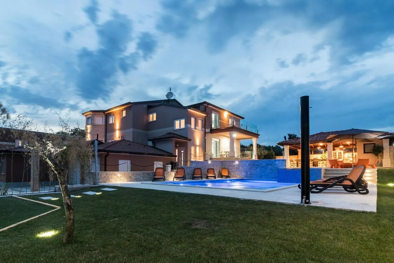 Villa Istrakamen Ližnjan