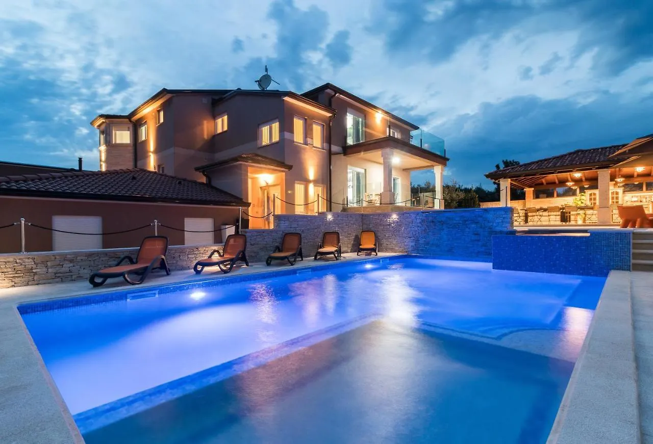 Villa Istrakamen Ližnjan